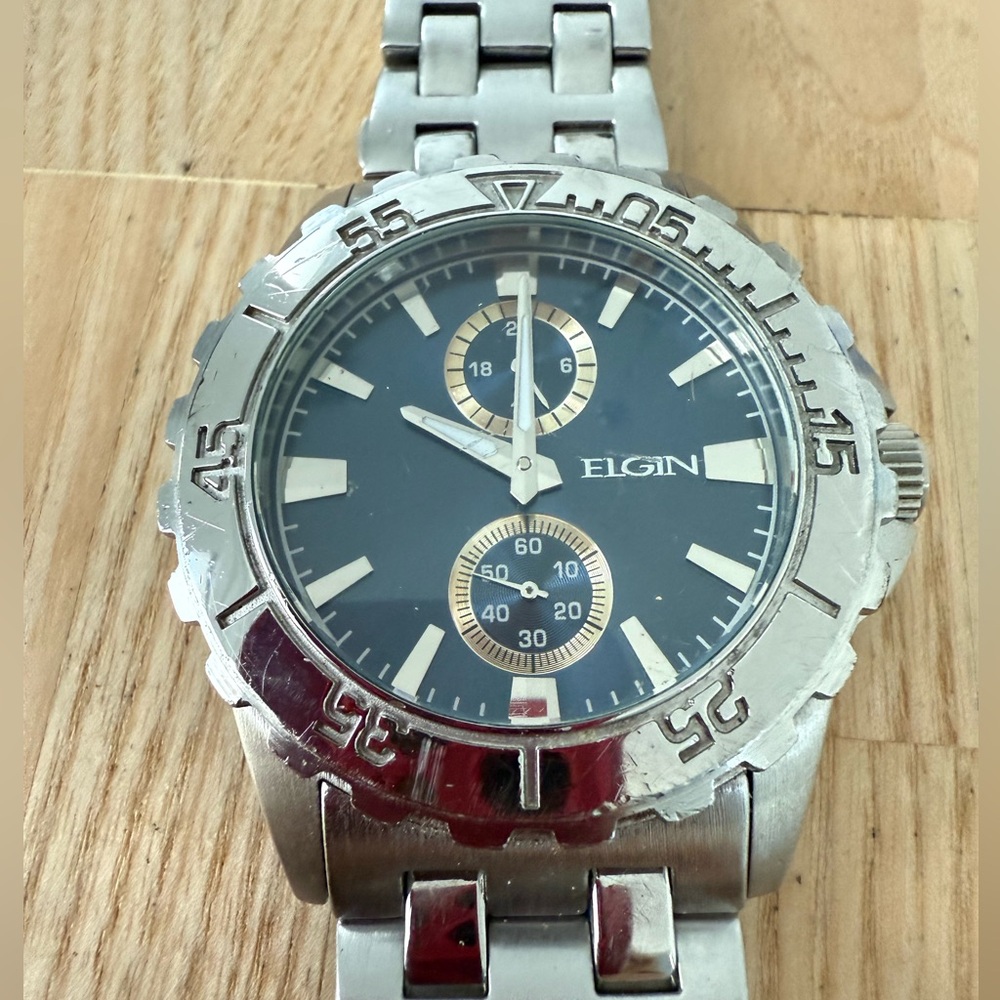 Elgin men’s blue gray dial stainless steel watch NEW BATTERY
